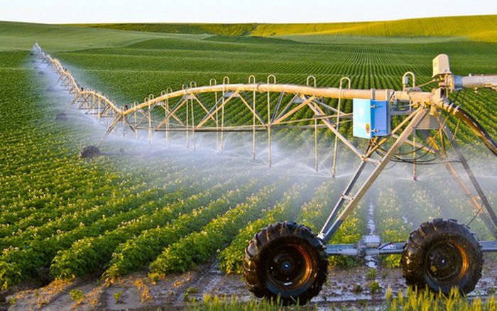 Nông nghiệp công nghệ cao ứng dụng máy móc hiện đại